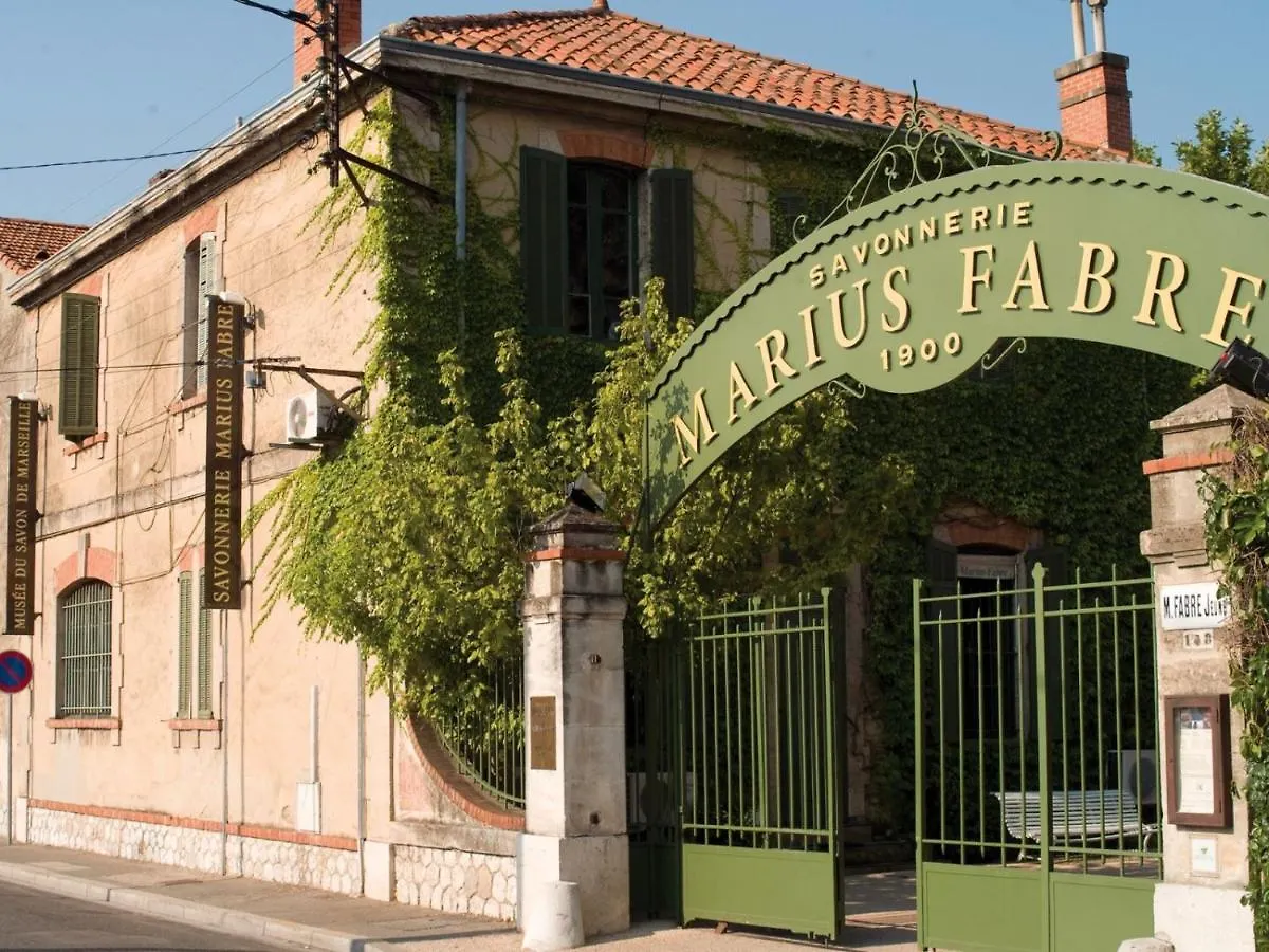 Maison Deux Chambres Avec Terrasse Sans Vis-A-Vis Salon-de-Provence